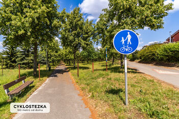 Pronájem bytu 3+1 v družstevním vlastnictví 82 m², Zeleneč