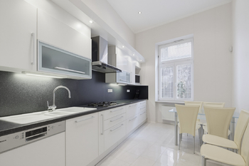 Prodej bytu 3+1 v osobním vlastnictví 104 m², Karlovy Vary