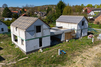 Výstavba rodinných domů, Pětihosty, Praha-východ, Středočeský kraj - Prodej pozemku 7643 m², Pětihosty