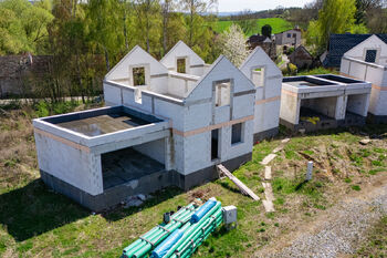 Výstavba rodinných domů, Pětihosty, Praha-východ, Středočeský kraj - Prodej pozemku 7643 m², Pětihosty