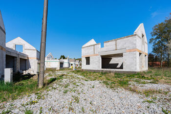 Výstavba rodinných domů, Pětihosty, Praha-východ, Středočeský kraj - Prodej pozemku 7643 m², Pětihosty