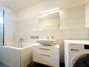 Prodej bytu 2+kk v osobním vlastnictví 55 m², Praha 6 - Dejvice