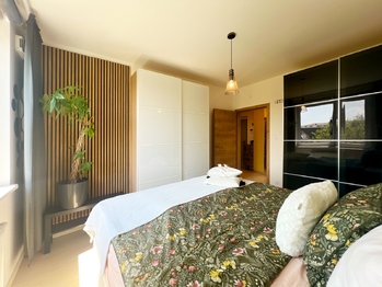 Prodej bytu 2+kk v osobním vlastnictví 55 m², Praha 6 - Dejvice