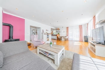 Prodej domu 130 m², Tuchlovice