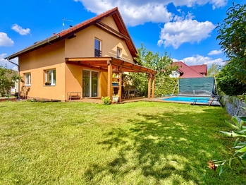 Prodej domu 130 m², Tuchlovice