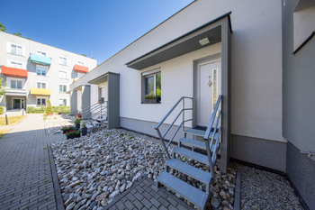 Vstupní dveře - Prodej bytu 3+kk v osobním vlastnictví 76 m², Šumperk
