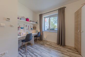 Pokoj - Prodej bytu 3+kk v osobním vlastnictví 76 m², Šumperk