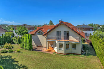 Prodej domu 191 m², Zdiby
