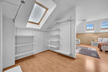 Prodej domu 191 m², Zdiby