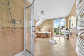 Prodej domu 191 m², Zdiby