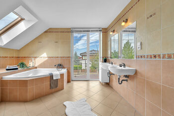 Prodej domu 191 m², Zdiby