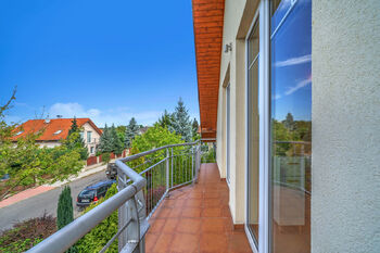 Prodej domu 191 m², Zdiby