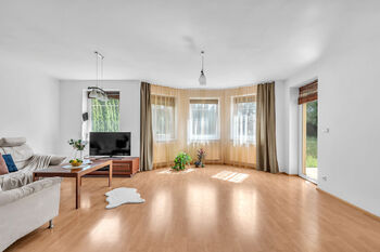 Prodej domu 191 m², Zdiby