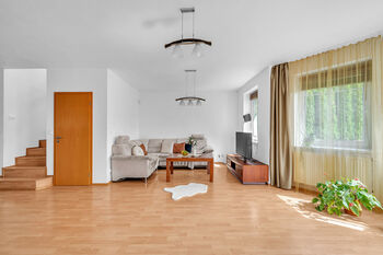 Prodej domu 191 m², Zdiby