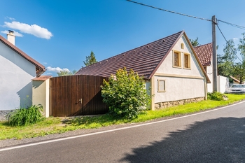 Prodej domu 120 m², Dublovice