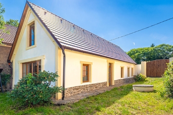 Prodej domu 140 m², Dublovice