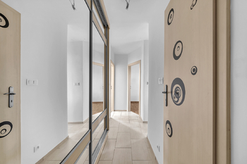 Pronájem bytu 2+1 v osobním vlastnictví 52 m², Praha 4 - Záběhlice