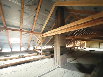 Prodej nájemního (činžovního) domu 2120 m², Praha 8 - Ďáblice