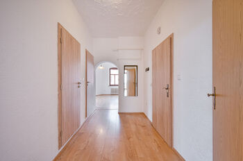 Pronájem bytu 2+1 v osobním vlastnictví 80 m², Aš