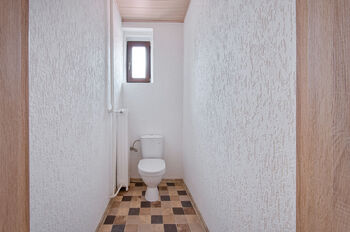 Pronájem bytu 2+1 v osobním vlastnictví 80 m², Aš