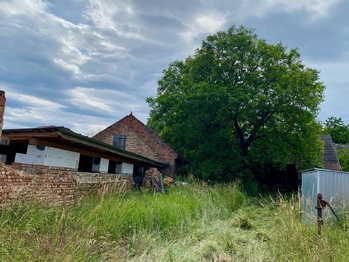 Prodej pozemku 2018 m², Honětice