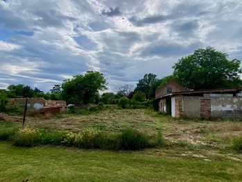 Prodej pozemku 2450 m², Honětice