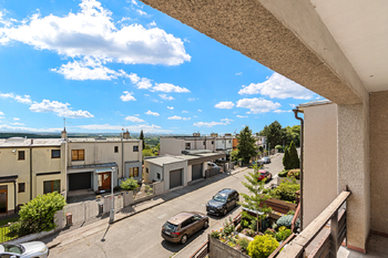Lodžie - Prodej domu 220 m², Praha 9 - Horní Počernice