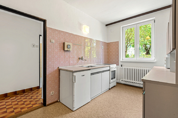 Kuchyně - Prodej domu 220 m², Praha 9 - Horní Počernice