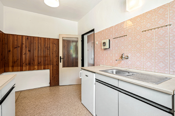 Kuchyně - Prodej domu 220 m², Praha 9 - Horní Počernice