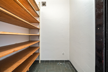 Komora - Prodej domu 220 m², Praha 9 - Horní Počernice