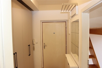 Předsíň - Pronájem bytu 1+kk v osobním vlastnictví 39 m², Černošice
