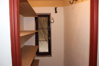 Sklep - Pronájem bytu 1+kk v osobním vlastnictví 39 m², Černošice