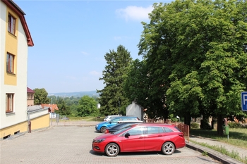 Parkovací stání - Pronájem bytu 1+kk v osobním vlastnictví 39 m², Černošice