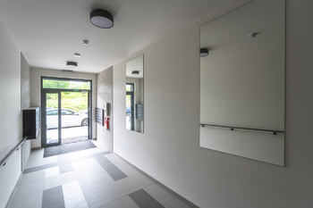 Pronájem bytu 2+kk v osobním vlastnictví 3578 m², Praha 5 - Hlubočepy