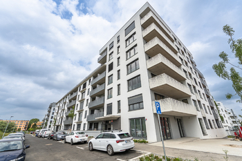 Pronájem bytu 2+kk v osobním vlastnictví 3578 m², Praha 5 - Hlubočepy