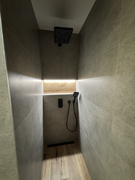 sprchový kout - Pronájem bytu 4+kk v osobním vlastnictví 83 m², Bdeněves