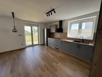 Pronájem bytu 4+kk v osobním vlastnictví 83 m², Bdeněves