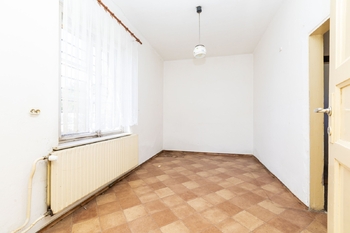 Pokoj - Prodej domu 152 m², Hoštka