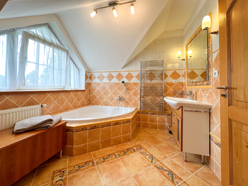 Pronájem domu 160 m², Malá Hraštice