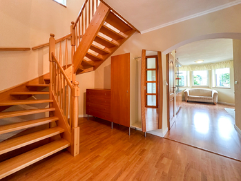 Pronájem domu 160 m², Malá Hraštice