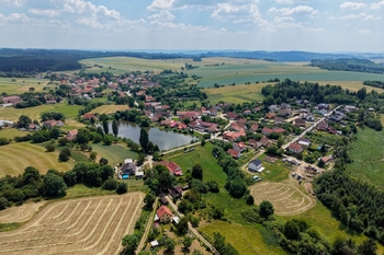 Prodej rekreační chaty Černovice u Boskovic č.ev. 10 - Prodej chaty / chalupy 79 m², Černovice