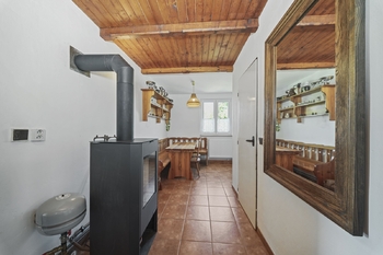 Prodej rekreační chaty Černovice u Boskovic č.ev. 10 - Prodej chaty / chalupy 79 m², Černovice