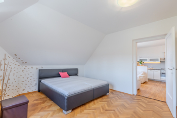 Pronájem bytu 2+kk v osobním vlastnictví 52 m², Praha 6 - Bubeneč