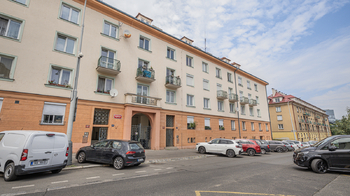 Pronájem bytu 2+1 v osobním vlastnictví 56 m², Praha 6 - Vokovice