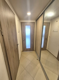 Pronájem bytu 1+kk v osobním vlastnictví 29 m², Praha 5 - Třebonice
