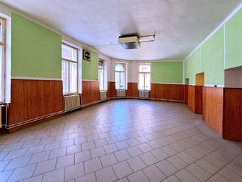 Prodej nájemního (činžovního) domu 835 m², Prachatice
