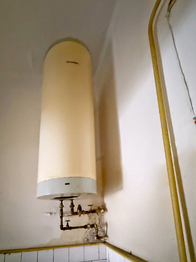 Prodej nájemního (činžovního) domu 835 m², Prachatice