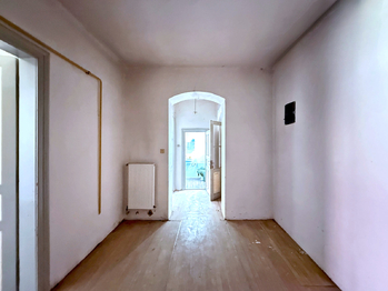Prodej nájemního (činžovního) domu 835 m², Prachatice