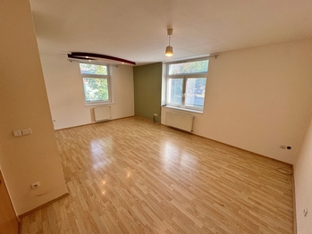 Pronájem bytu 2+kk v osobním vlastnictví 66 m², Břeclav