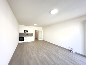 Pronájem bytu 1+kk v osobním vlastnictví 41 m², Praha 9 - Vysočany